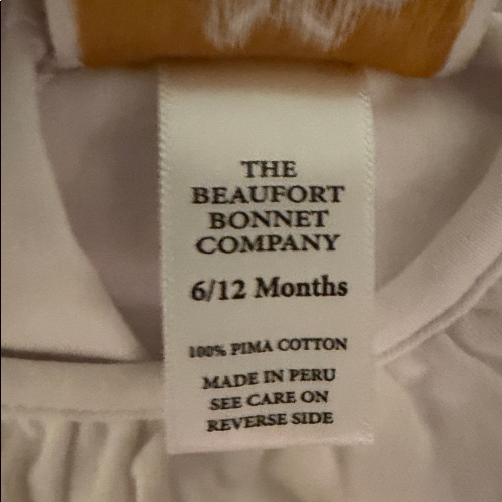 Size 6-12 months TBBC The Beaufort Bonnet Company White Bodysuit with Red Trim - Picture 3 of 3